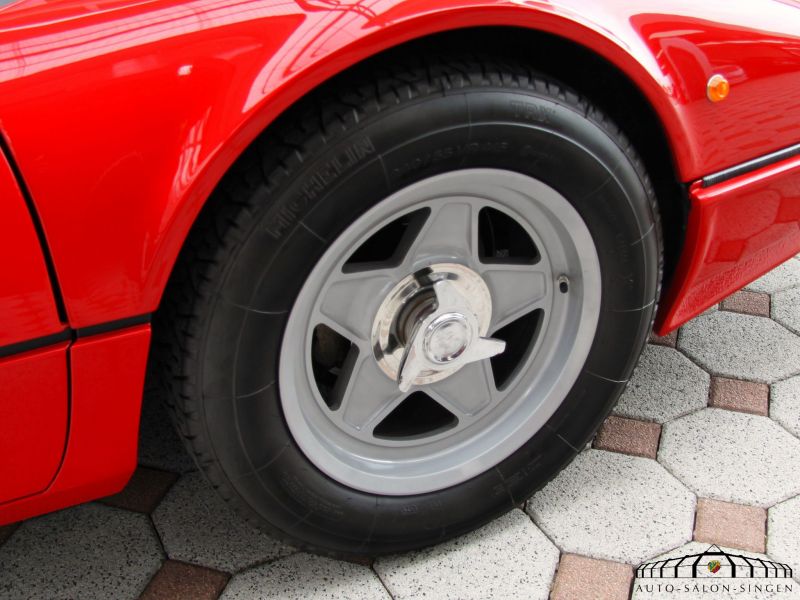 Ferrari 512 BBi