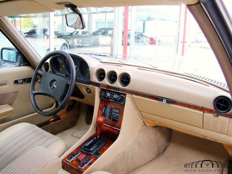 Mercedes-Benz 450 SLC