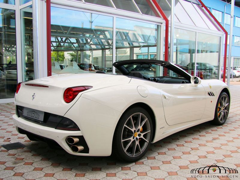 Ferrari California 30