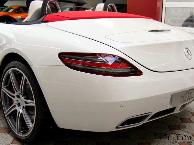 Mercedes-Benz SLS AMG Roadster