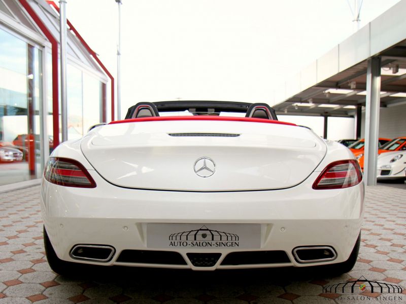Mercedes-Benz SLS AMG Roadster