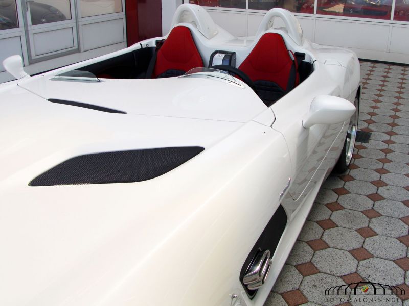 Mercedes-Benz SLR Stirling Moss