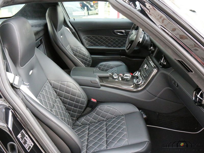 Mercedes-Benz SLS AMG GT Final Edition