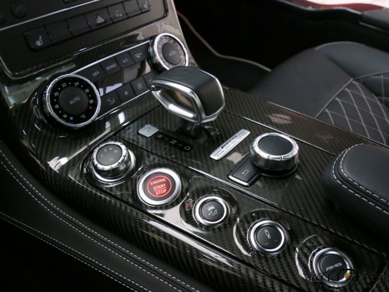 Mercedes-Benz SLS AMG GT Final Edition