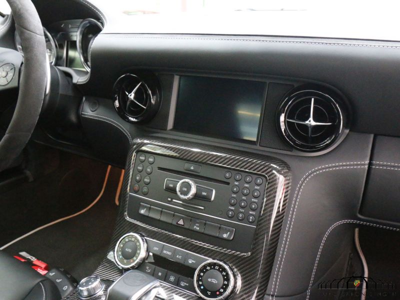 Mercedes-Benz SLS AMG GT Final Edition