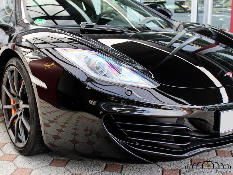 McLaren MP4-12C