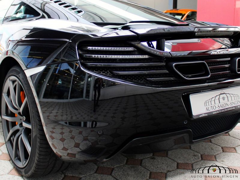 McLaren MP4-12C