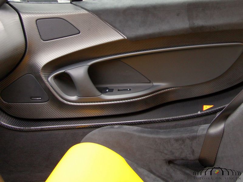 McLaren P1