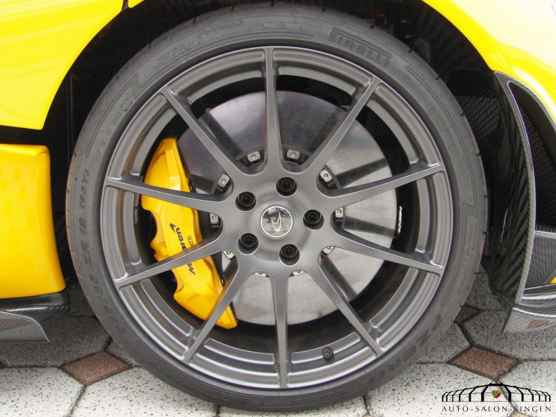 McLaren P1
