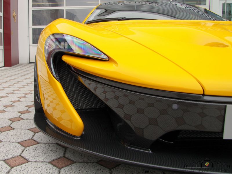 McLaren P1