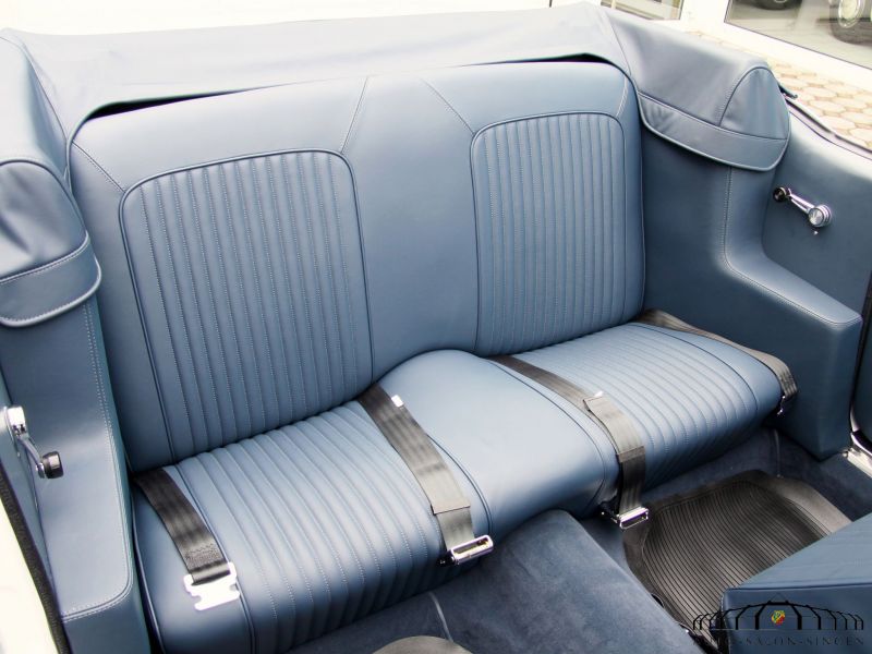 Ford Mustang Cabrio 428
