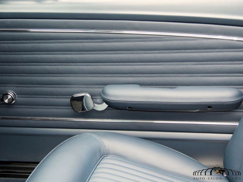 Ford Mustang Cabrio 428