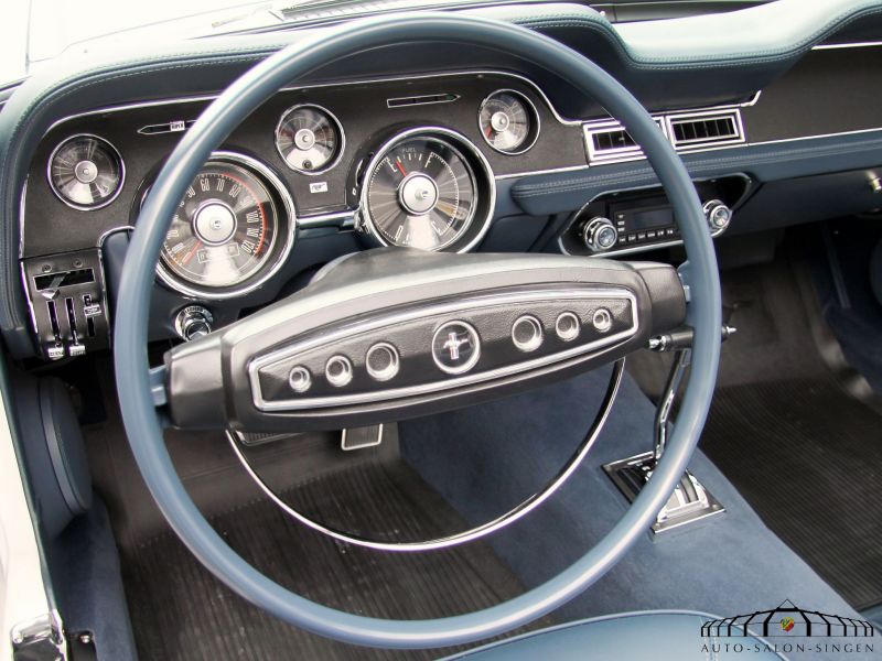 Ford Mustang Cabrio 428