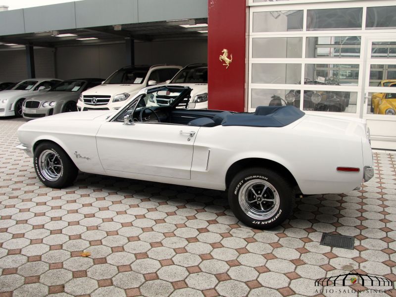 Ford Mustang Cabrio 428