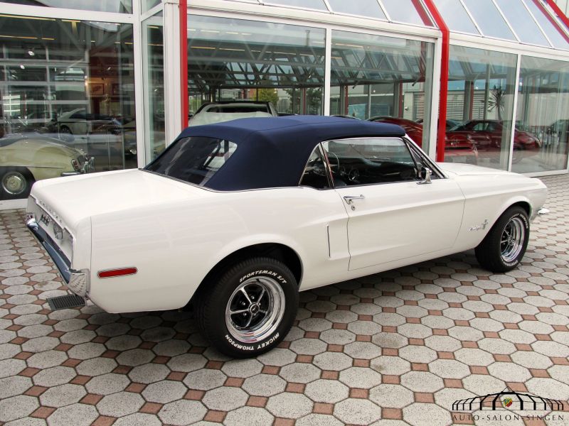 Ford Mustang Cabrio 428