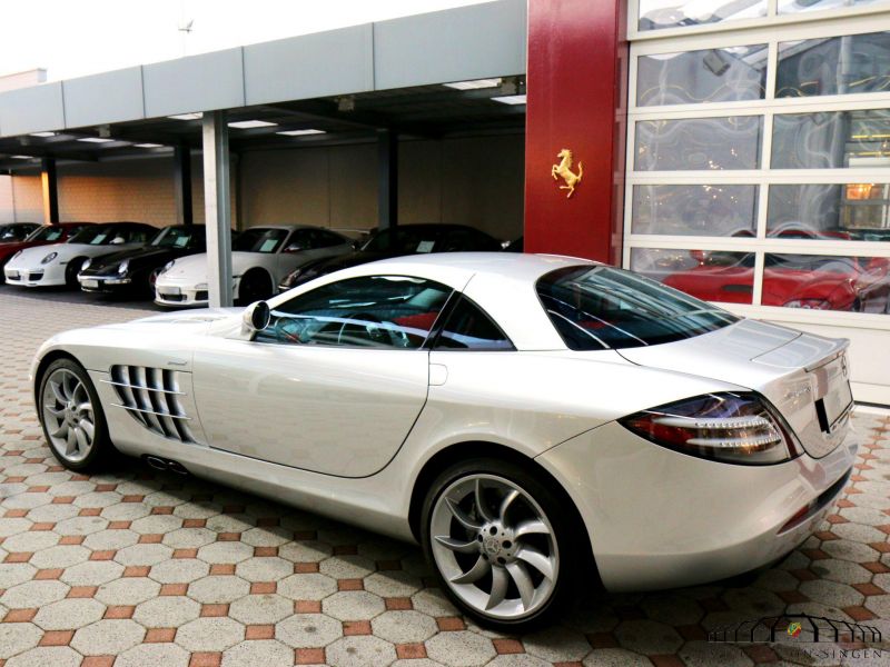 Mercedes-Benz SLR McLaren