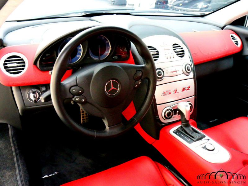 Mercedes-Benz SLR McLaren