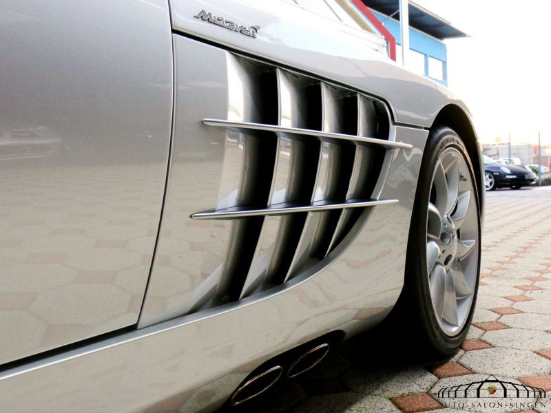 Mercedes-Benz SLR McLaren