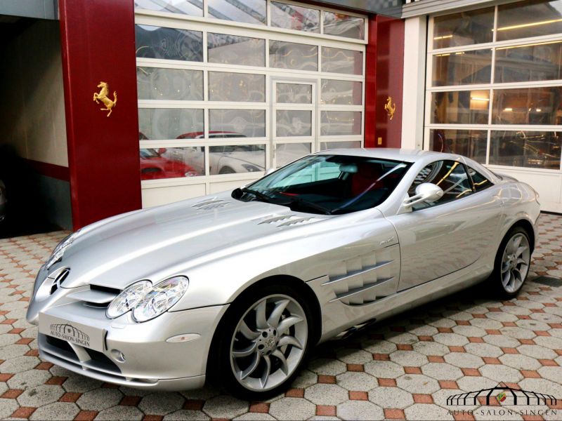 Mercedes-Benz SLR McLaren
