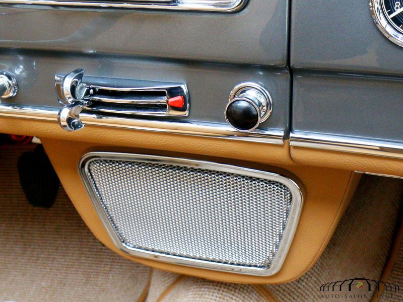 Mercedes-Benz 190 SL