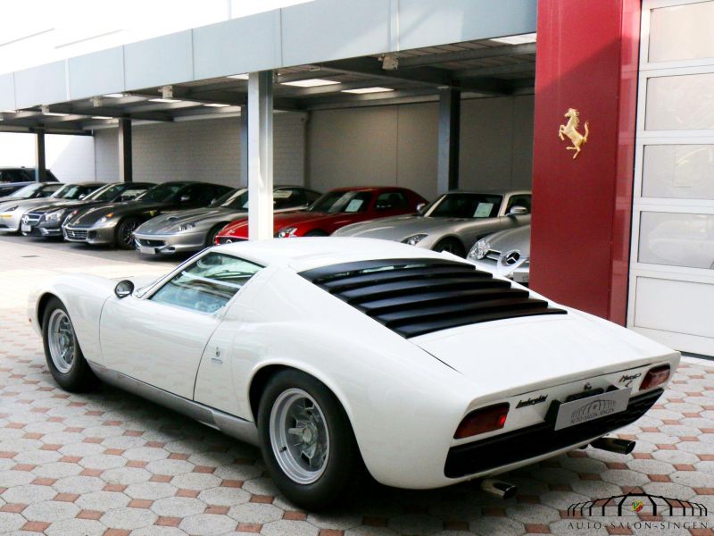 Lamborghini Miura P400 S