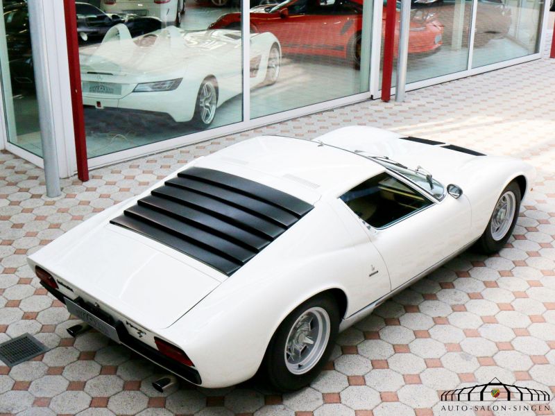 Lamborghini Miura P400 S