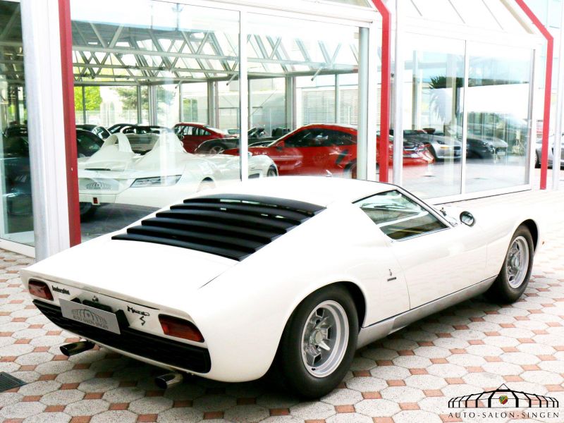 Lamborghini Miura P400 S