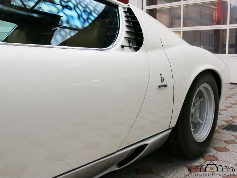 Lamborghini Miura P400 S