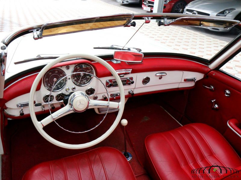 Mercedes-Benz 190 SL