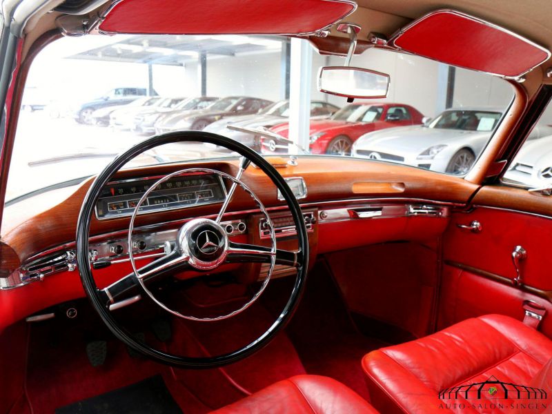 Mercedes-Benz 220 S Ponton Coupe