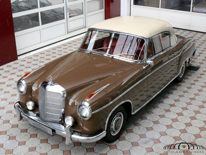Mercedes-Benz 220 S Ponton Coupe