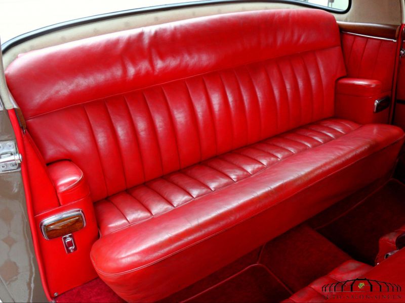 Mercedes-Benz 220 S Ponton Coupe