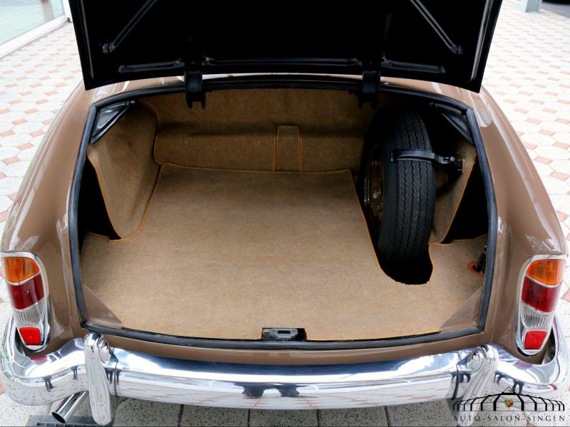 Mercedes-Benz 220 S Ponton Coupe