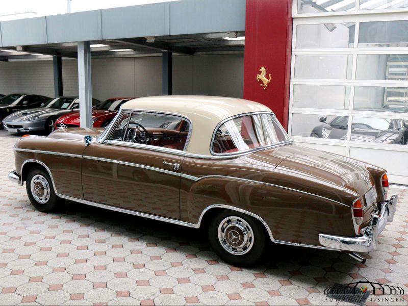 Mercedes-Benz 220 S Ponton Coupe