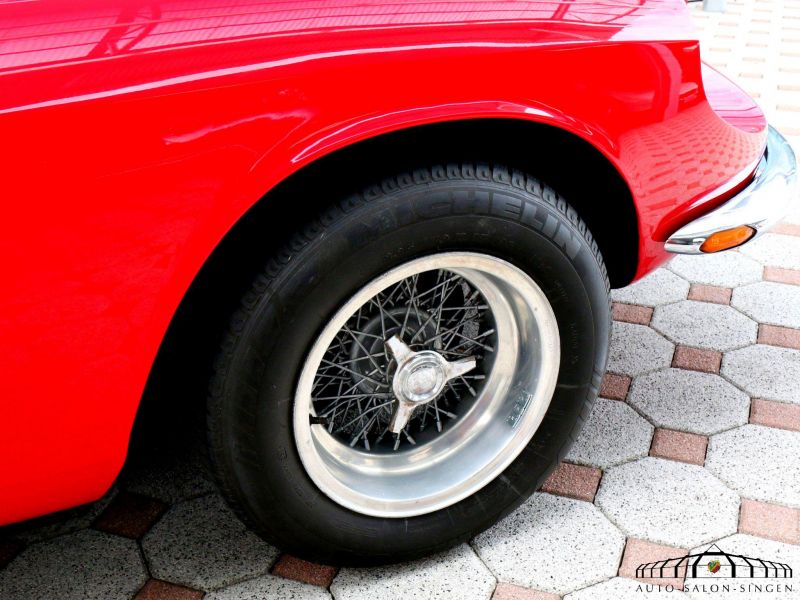 Ferrari 365 GT 2+2