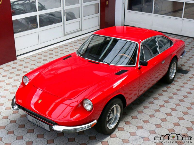 Ferrari 365 GT 2+2