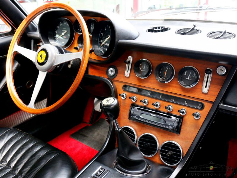 Ferrari 365 GT 2+2