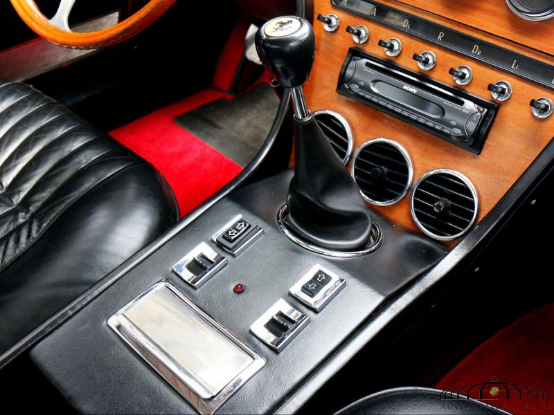 Ferrari 365 GT 2+2