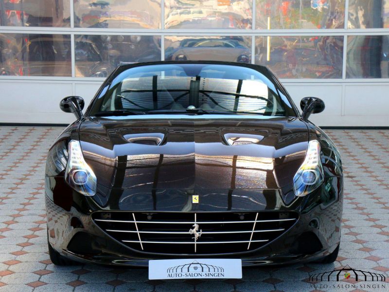 Ferrari California T
