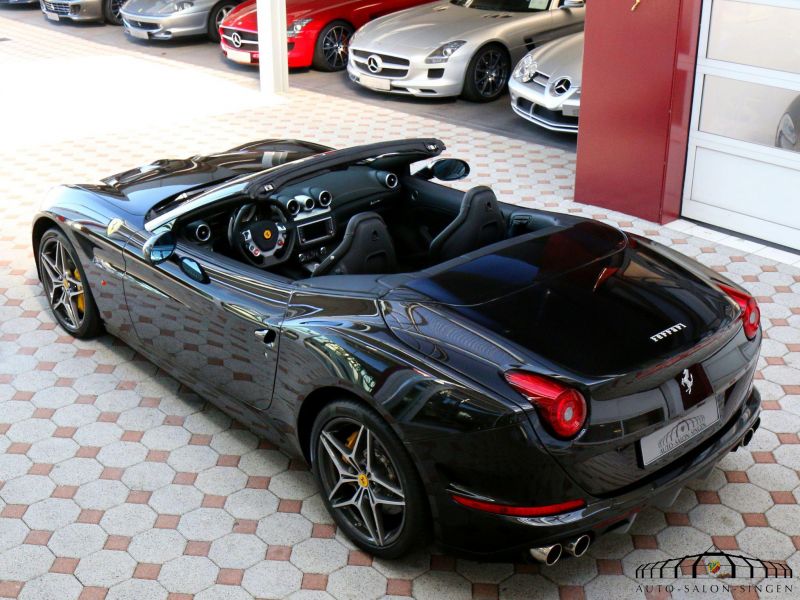 Ferrari California T