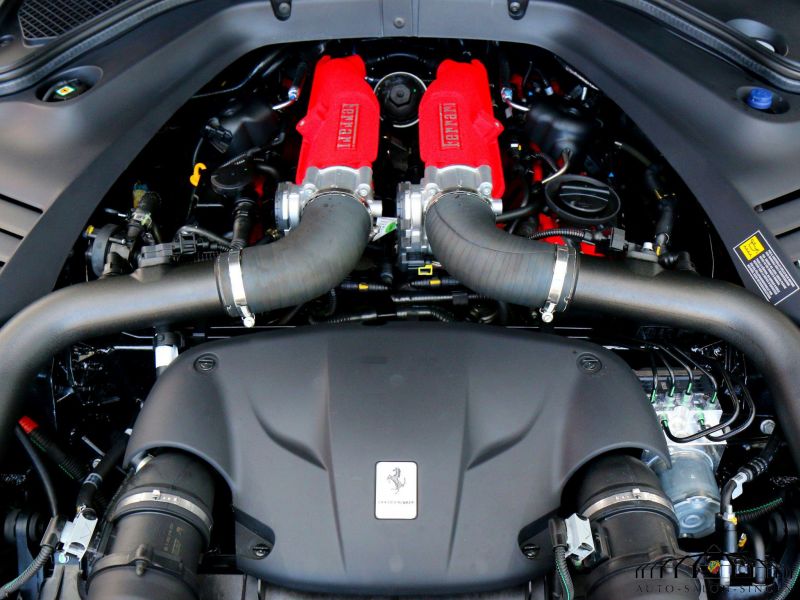 Ferrari California T