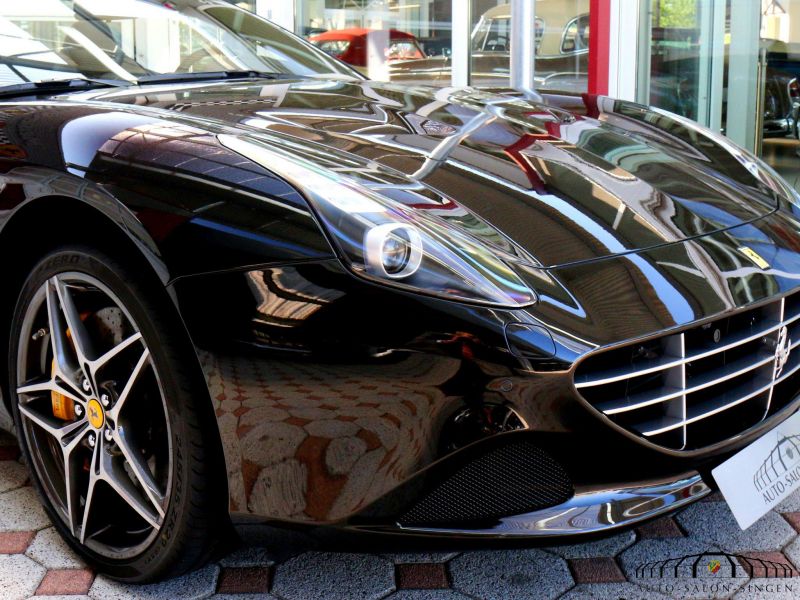 Ferrari California T