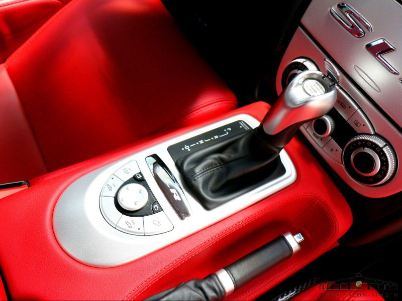 Mercedes-Benz SLR McLaren