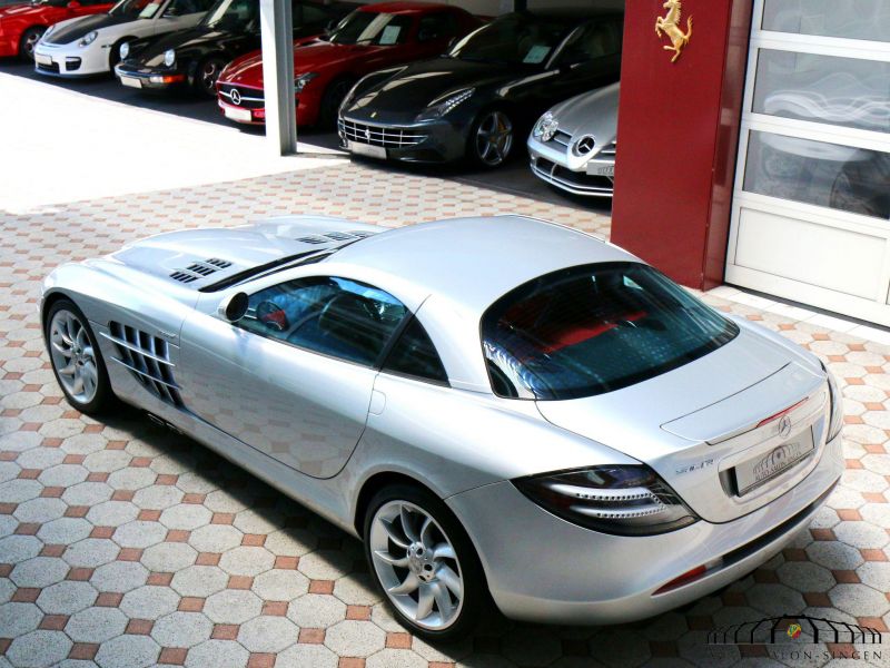 Mercedes-Benz SLR McLaren