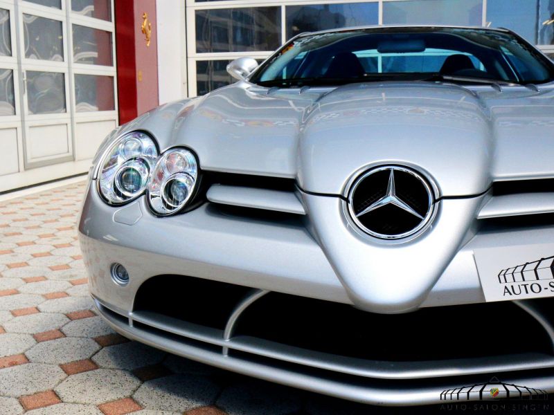 Mercedes-Benz SLR McLaren
