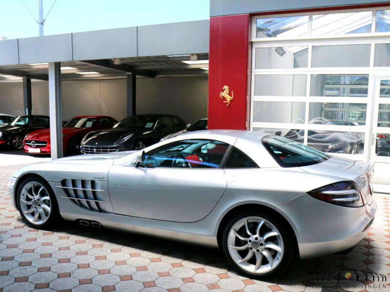 Mercedes-Benz SLR McLaren