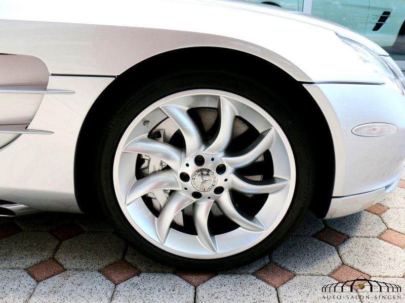 Mercedes-Benz SLR McLaren