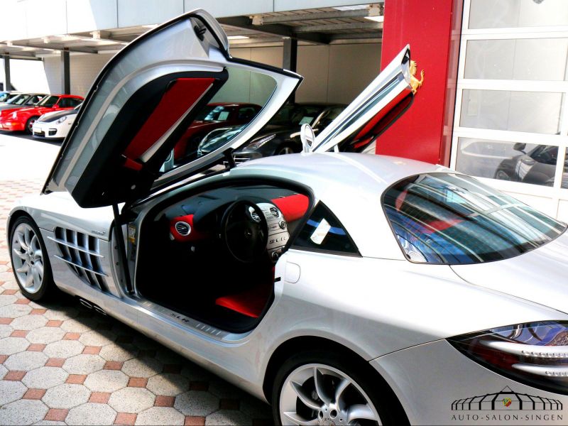Mercedes-Benz SLR McLaren