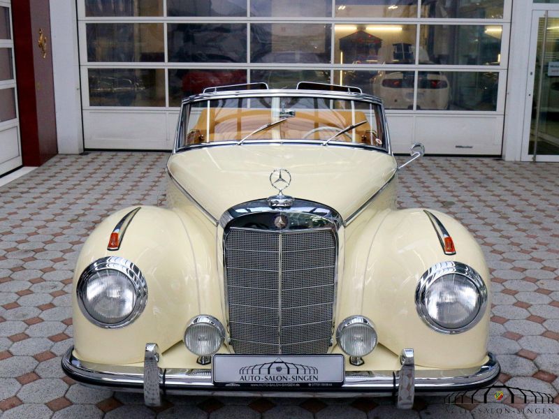 Mercedes-Benz 300 S Roadster 