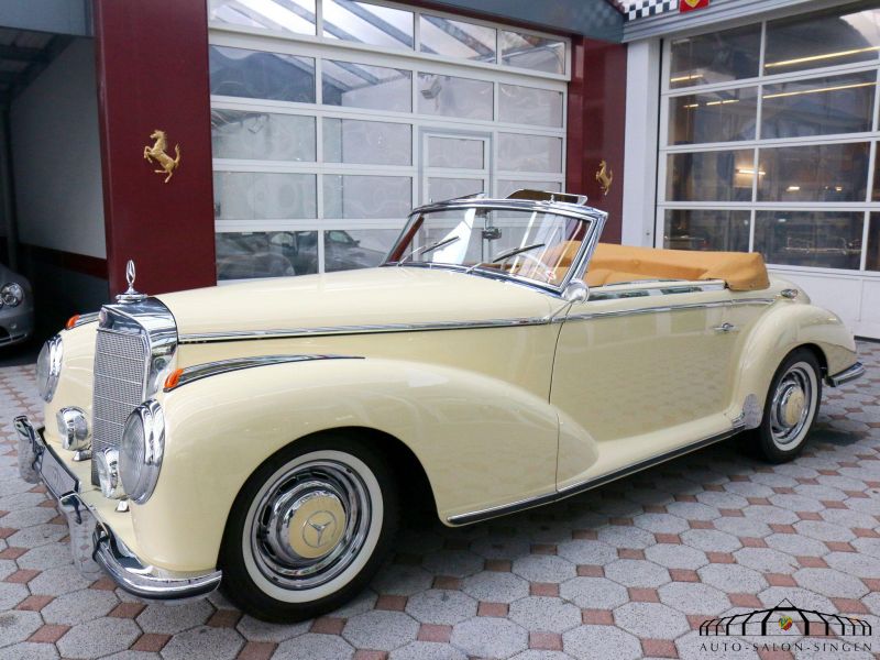 Mercedes-Benz 300 S Roadster 